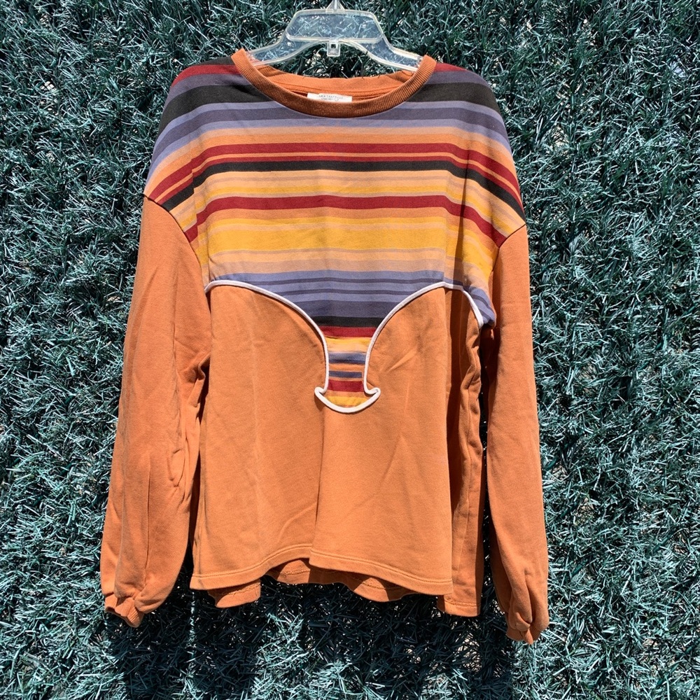 Wide cut sweater tee